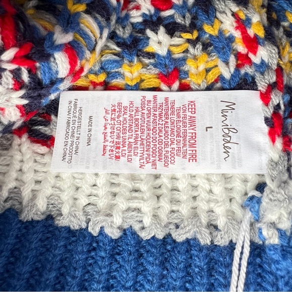 Mini Boden Fair Isle hat and mittens set size L NWT with flaws - Picture 5 of 7